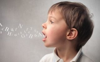 Phát triển ngôn ngữ cho trẻ – Chuyên đề Dạy con nói ở nhà